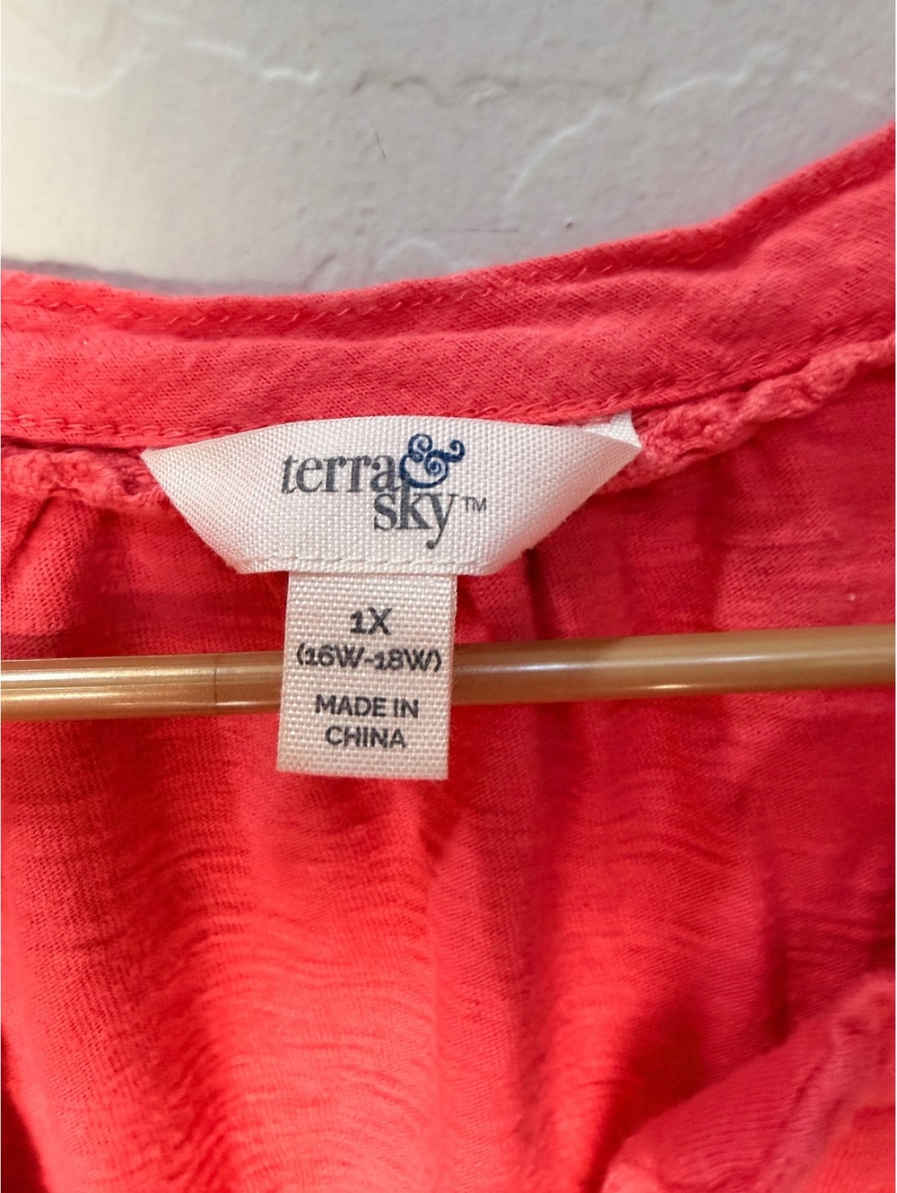 Terra sky T shirt - Picture 2 of 4